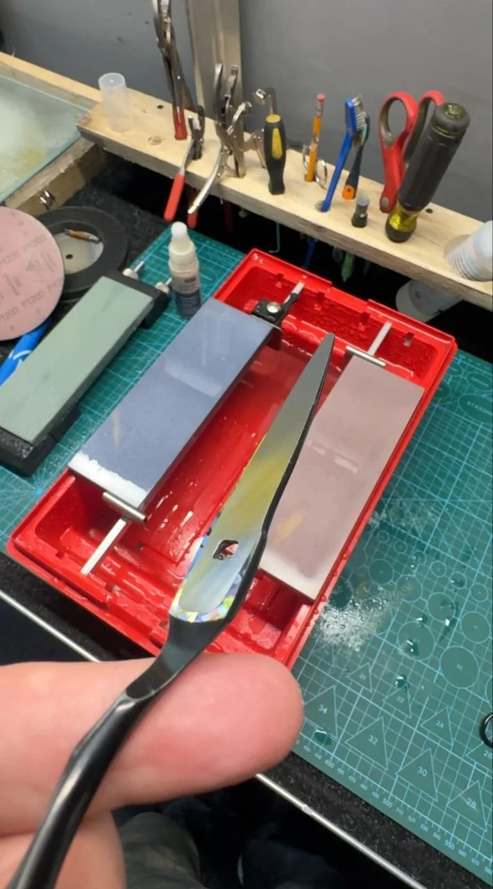 Knife sharpening workbench